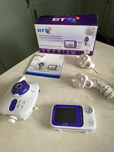 Digital video baby monitor - video,