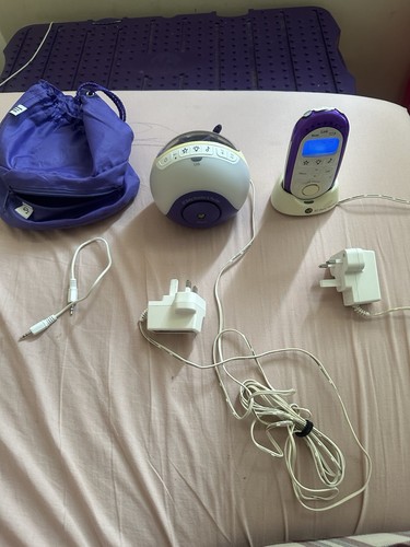 Digital baby monitor with - ,